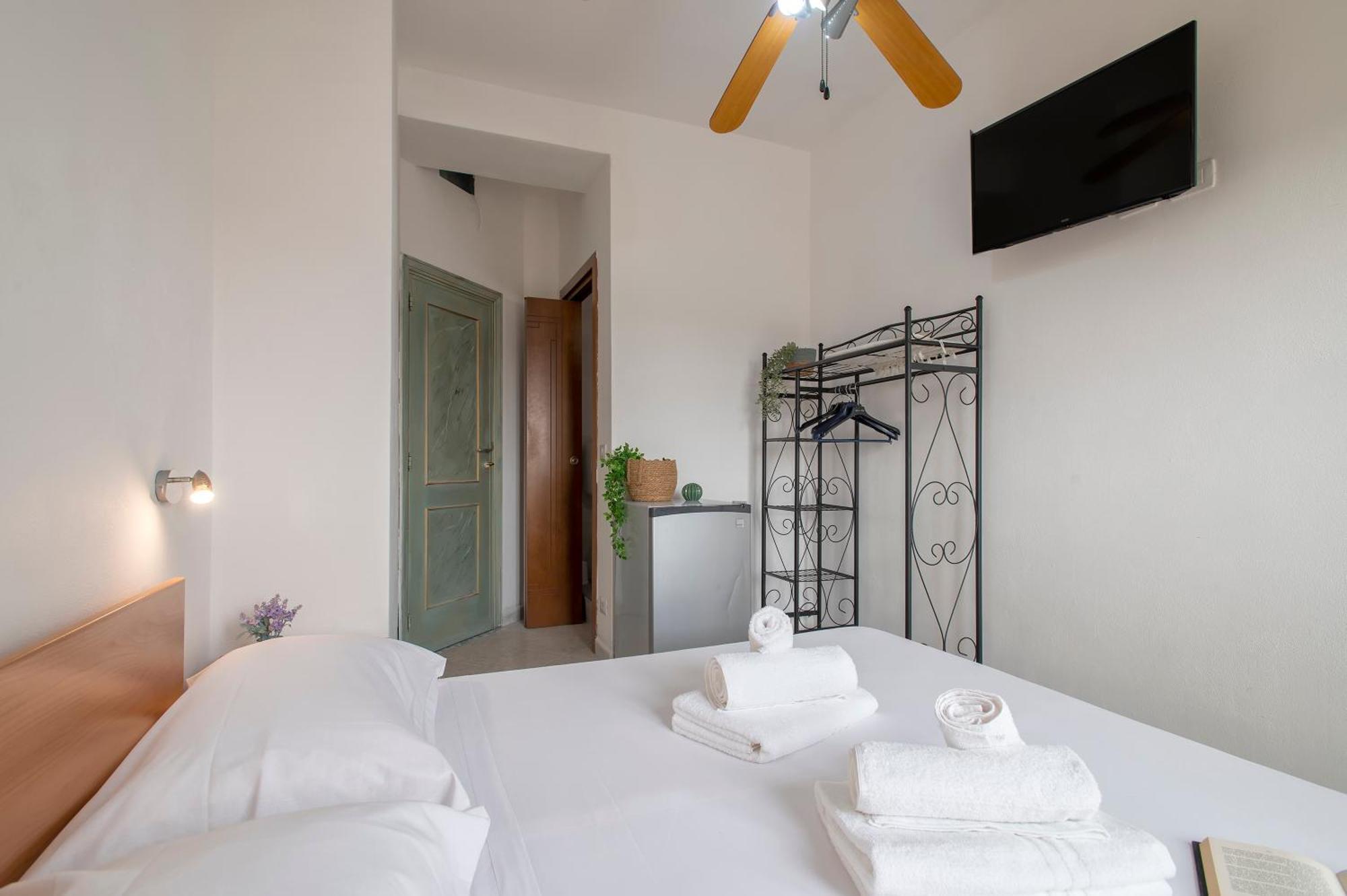 Oasis Guest House Alguer Exterior foto